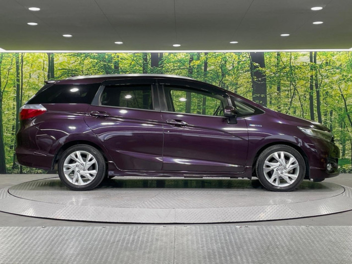 2015 Honda SHUTTLE DAA-GP7 (UW-6a3c9b6de0545)[28]