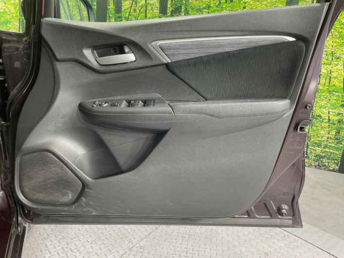2015 Honda SHUTTLE DAA-GP7 (UW-6a3c9b6de0545)[17]