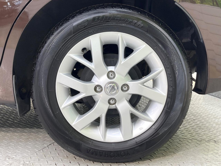 2017 Nissan Note DAA-HE12 (UW-6a3c9b801de06)[21]