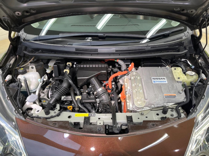 2017 Nissan Note DAA-HE12 (UW-6a3c9b801de06)[4]