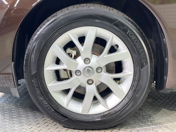 2017 Nissan Note DAA-HE12 (UW-6a3c9b801de06)[23]