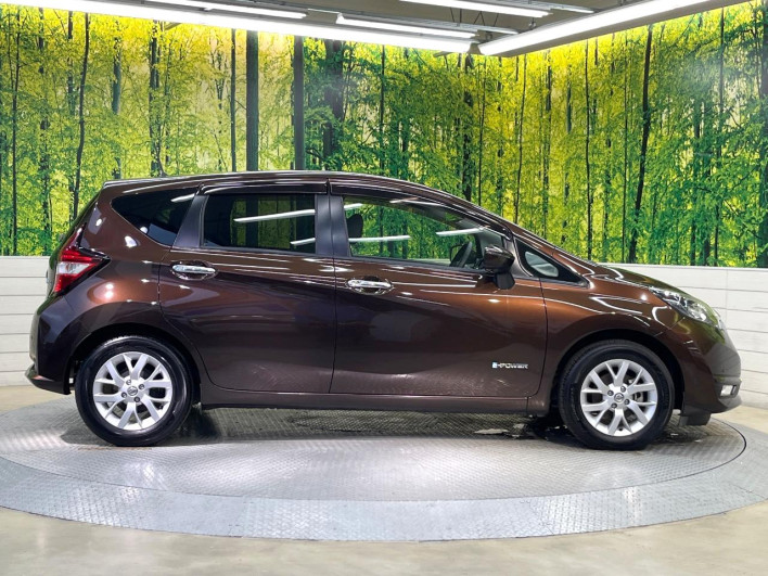 2017 Nissan Note DAA-HE12 (UW-6a3c9b801de06)[27]