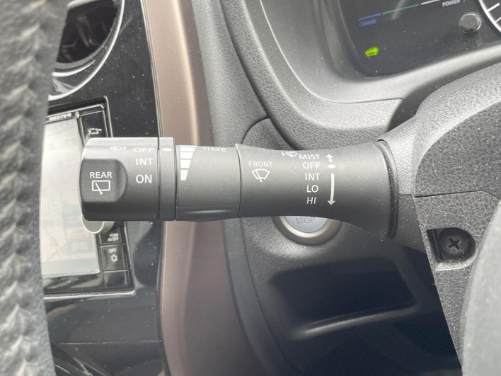 2018 Nissan Note DAA-HE12 (UW-6a3c9b805240f)[27]