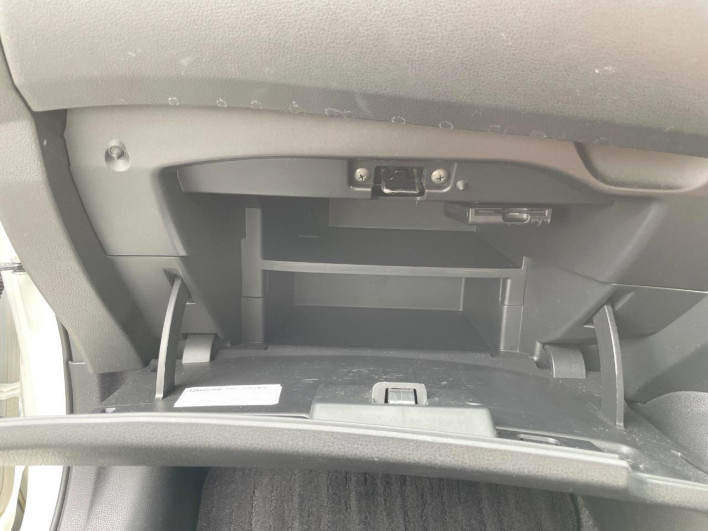 2018 Nissan Note DAA-HE12 (UW-6a3c9b805240f)[4]
