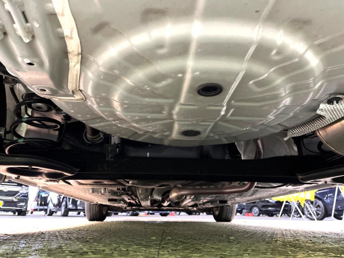 2020 Nissan Note DAA-HE12 (UW-6a3c9b81d7af2)[8]
