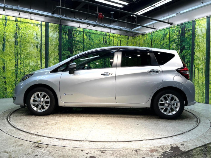 2020 Nissan Note DAA-HE12 (UW-6a3c9b81d7af2)[24]