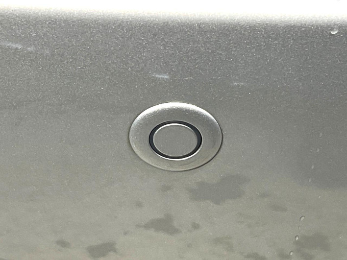 2020 Nissan Note DAA-HE12 (UW-6a3c9b81d7af2)[28]
