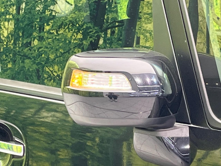 2014 Honda N-BOX CUSTOM DBA-JF1 (UW-6a3c9b9eee286)[24]