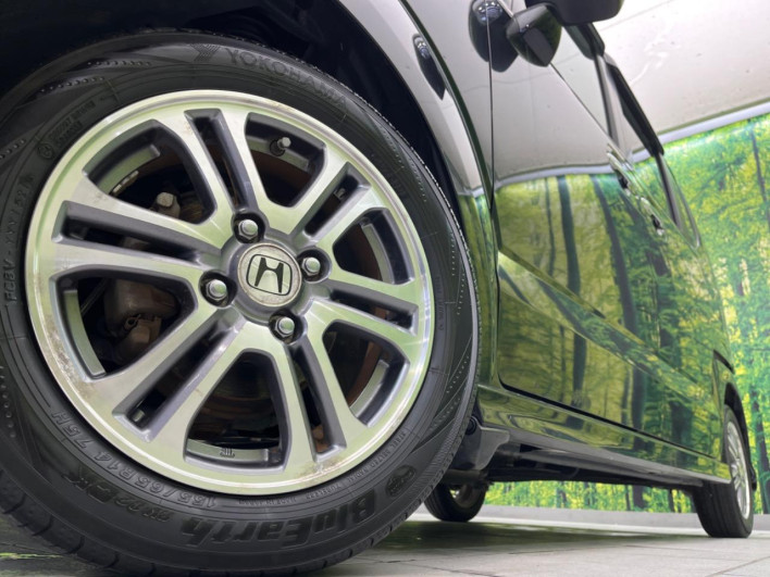 2014 Honda N-BOX CUSTOM DBA-JF1 (UW-6a3c9b9eee286)[26]