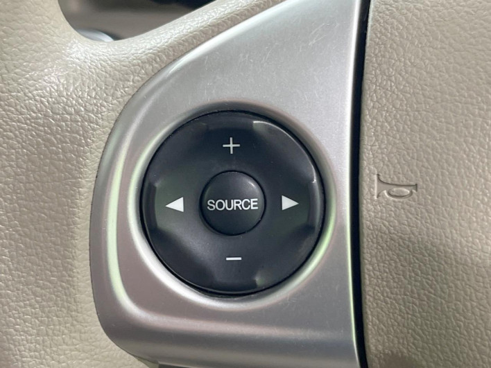 2016 Honda N-BOX DBA-JF1 (UW-6a3c9ba1a08d8)[28]