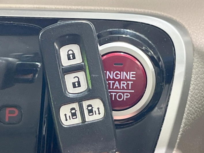 2016 Honda N-BOX DBA-JF1 (UW-6a3c9ba1a08d8)[25]
