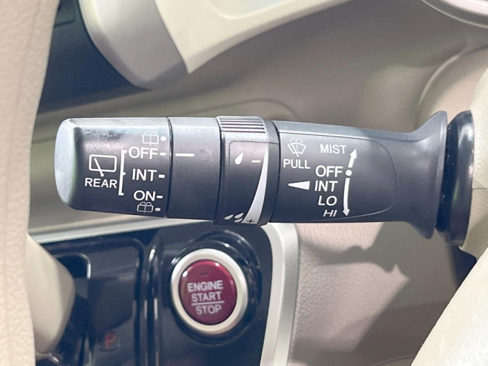2016 Honda N-BOX DBA-JF1 (UW-6a3c9ba1a08d8)[27]