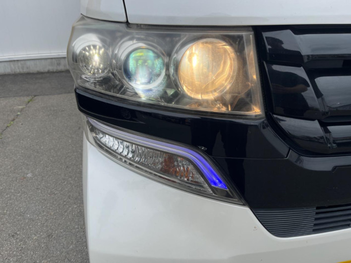 2016 Honda N-BOX CUSTOM DBA-JF1 (UW-6a3c9ba480f96)[14]