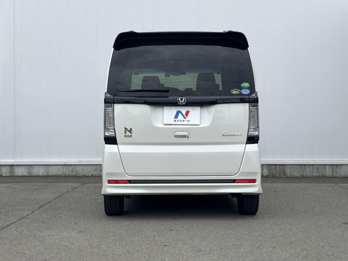 2016 Honda N-BOX CUSTOM DBA-JF1 (UW-6a3c9ba480f96)[22]