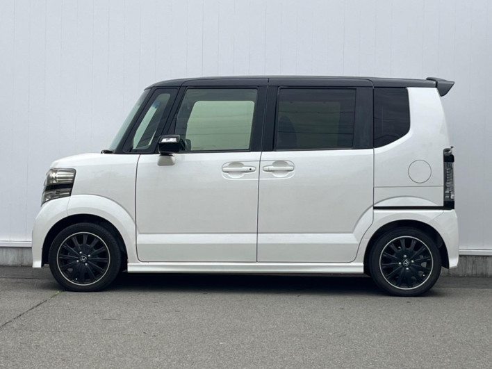 2016 Honda N-BOX CUSTOM DBA-JF1 (UW-6a3c9ba480f96)[4]