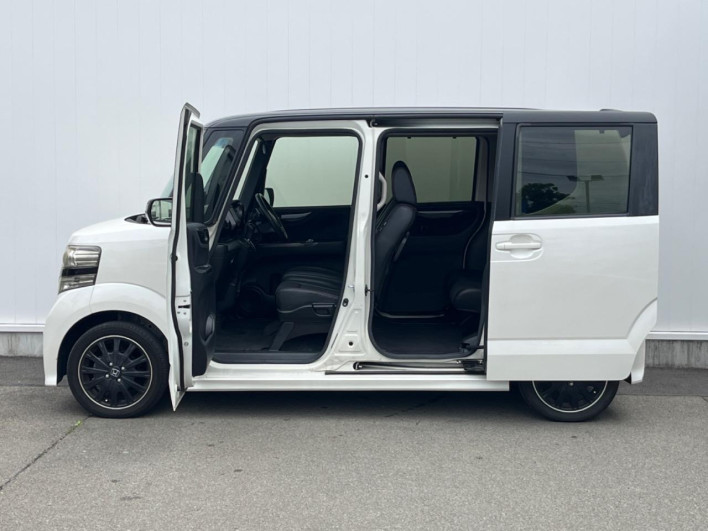 2016 Honda N-BOX CUSTOM DBA-JF1 (UW-6a3c9ba480f96)[5]