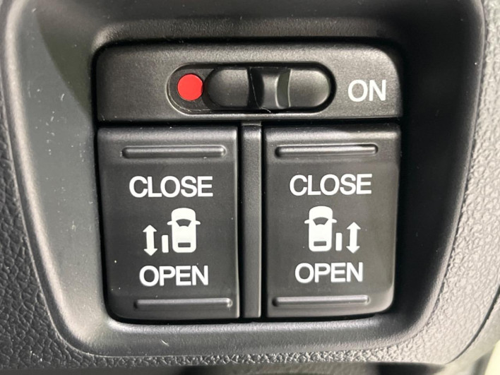 2015 Honda N-BOX+ Custom DBA-JF1 (UW-6a3c9ba51a8a9)[26]