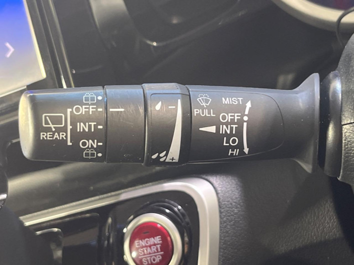 2015 Honda N-BOX+ Custom DBA-JF1 (UW-6a3c9ba51a8a9)[19]