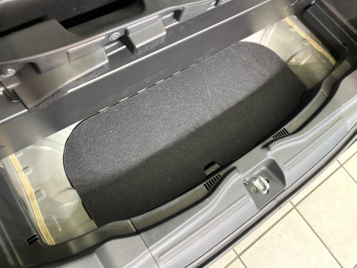 2017 Honda N-BOX CUSTOM DBA-JF2 (UW-6a3c9ba70b45b)[21]