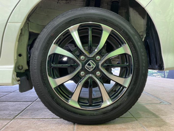 2020 Honda N-BOX CUSTOM 6BA-JF3 (UW-6a3c9bab5de74)[14]