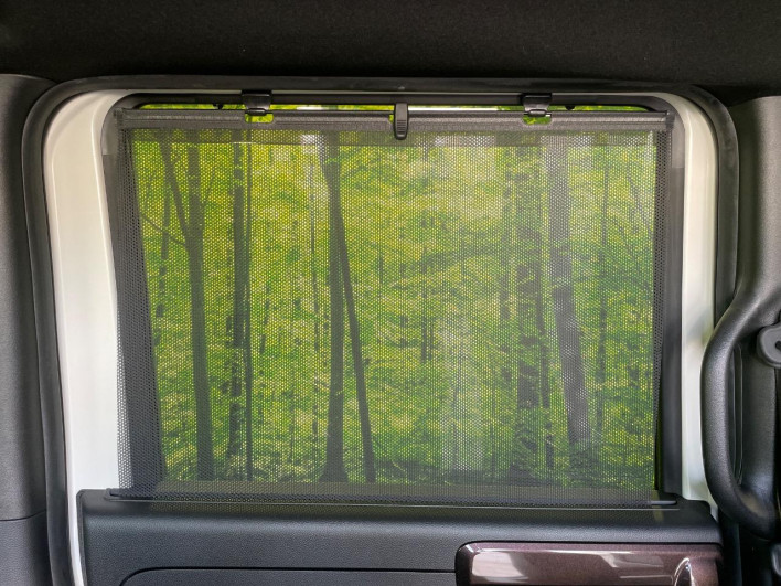 2020 Honda N-BOX CUSTOM 6BA-JF3 (UW-6a3c9bab5de74)[24]