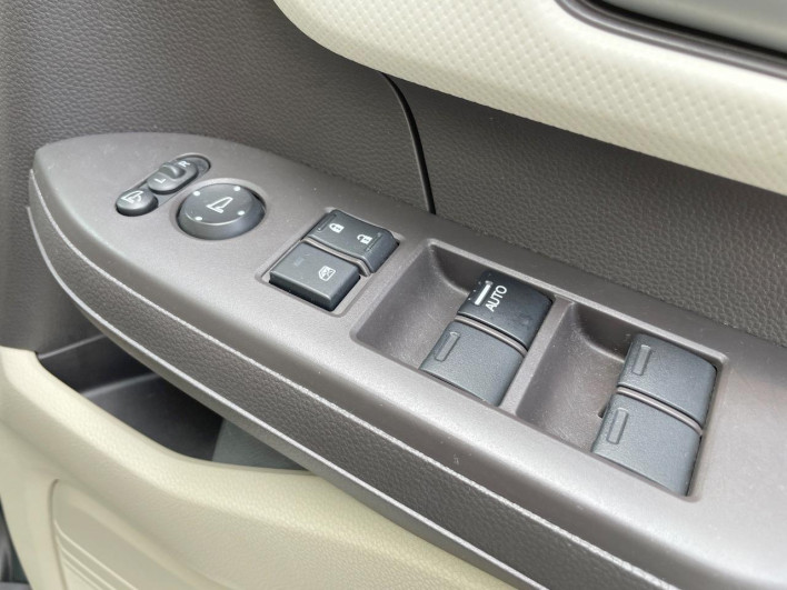 2020 Honda N-BOX 6BA-JF3 (UW-6a3c9bab8d94c)[17]