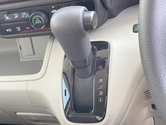 2020 Honda N-BOX 6BA-JF3 (UW-6a3c9babef051)[22]