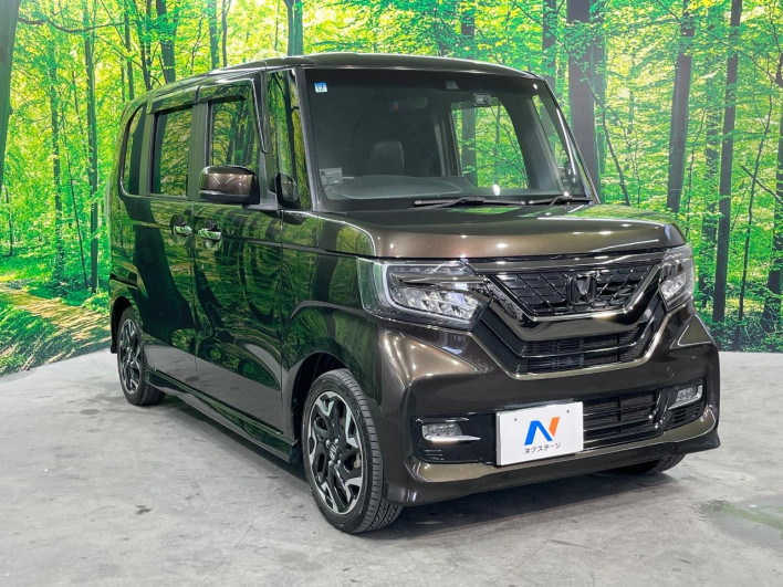 2020 Honda N-BOX CUSTOM 6BA-JF3 (UW-6a3c9bae702fc)[24]