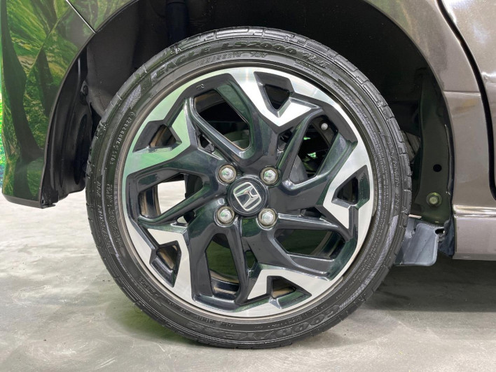 2020 Honda N-BOX CUSTOM 6BA-JF3 (UW-6a3c9bae702fc)[27]