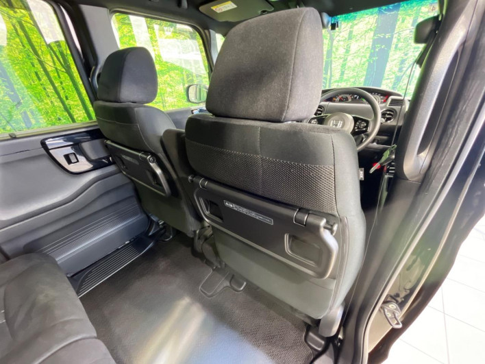2021 Honda N-BOX CUSTOM 6BA-JF3 (UW-6a3c9bb0b2a5c)[28]