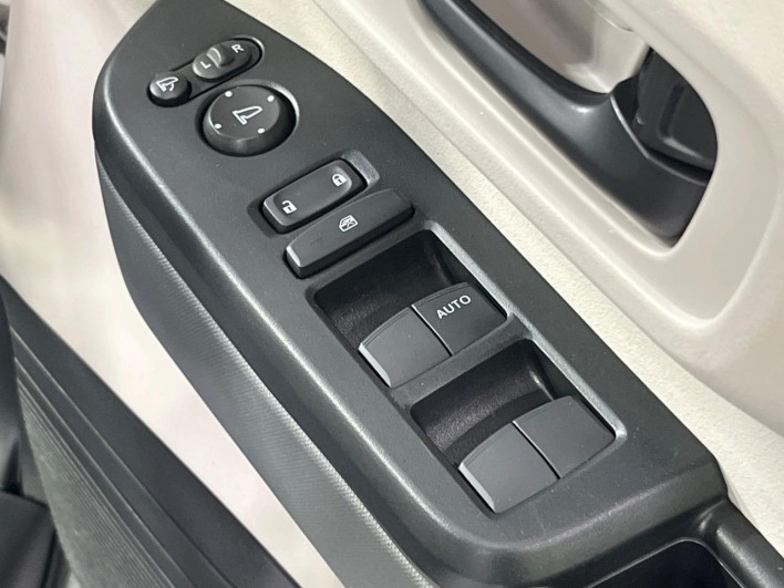 2024 Honda N-BOX 6BA-JF5 (UW-6a3c9bb7e219d)[5]