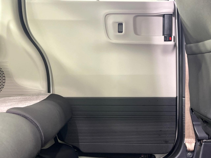2024 Honda N-BOX 6BA-JF5 (UW-6a3c9bb7e219d)[29]