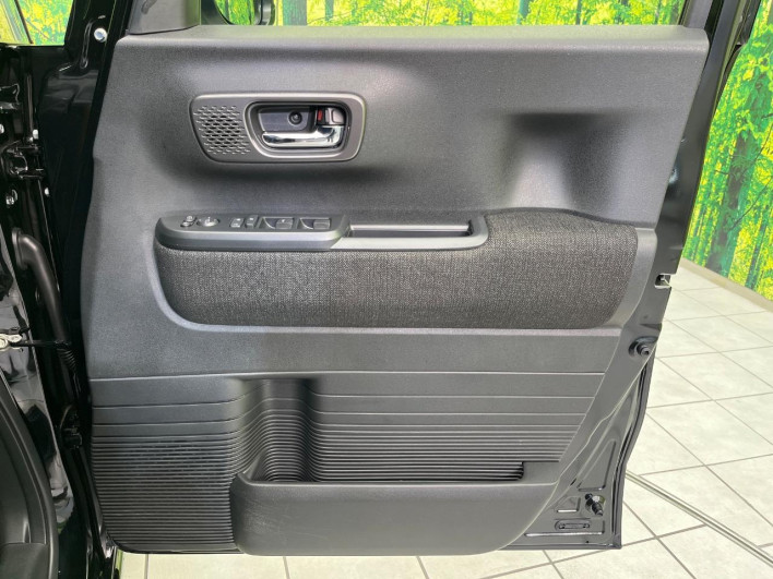 2024 Honda N-BOX CUSTOM 6BA-JF5 (UW-6a3c9bb8305d6)[29]