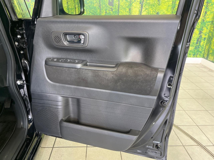 2025 Honda N-BOX CUSTOM 6BA-JF5 (UW-6a3c9bc129f14)[25]
