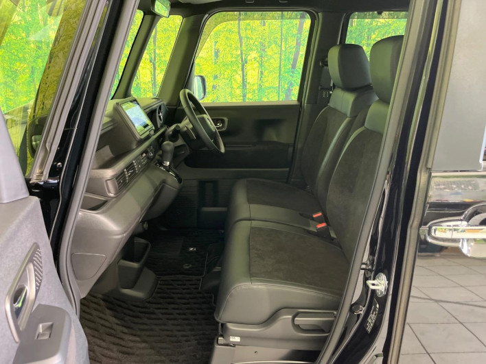 2025 Honda N-BOX CUSTOM 6BA-JF5 (UW-6a3c9bc129f14)[13]