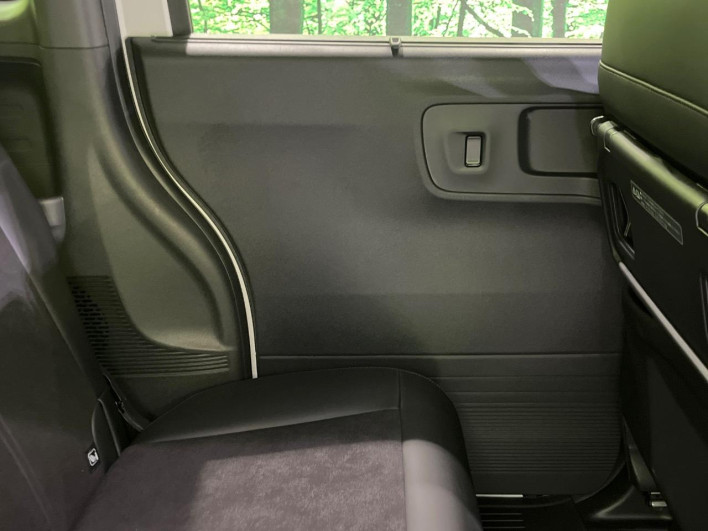 2024 Honda N-BOX CUSTOM 6BA-JF6 (UW-6a3c9bc44df04)[9]