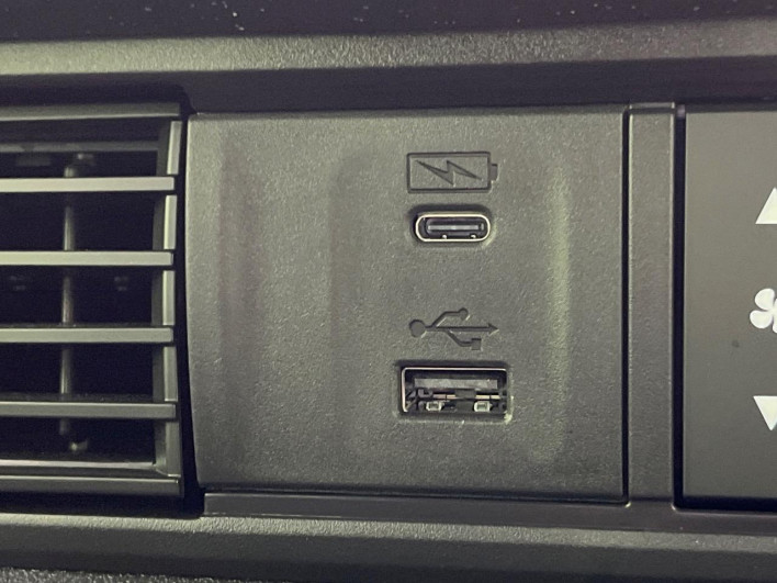 2024 Honda N-BOX CUSTOM 6BA-JF6 (UW-6a3c9bc44df04)[29]