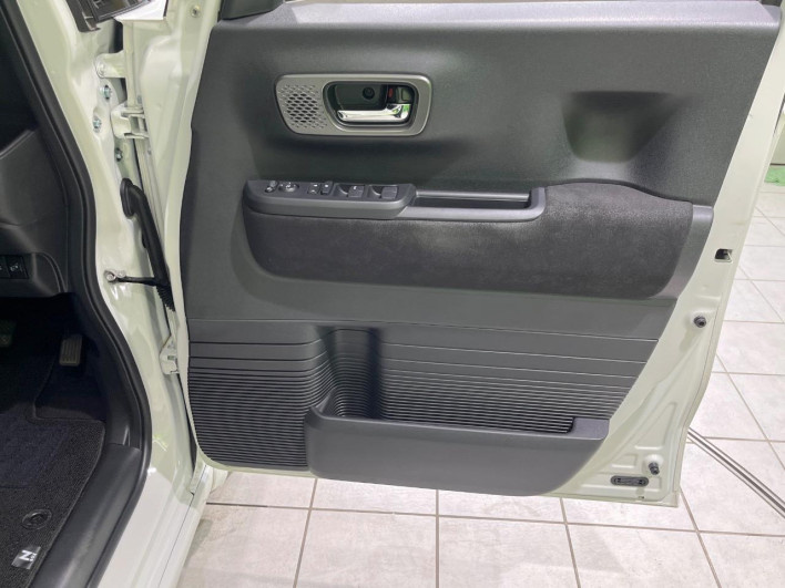 2024 Honda N-BOX CUSTOM 6BA-JF6 (UW-6a3c9bc44df04)[14]