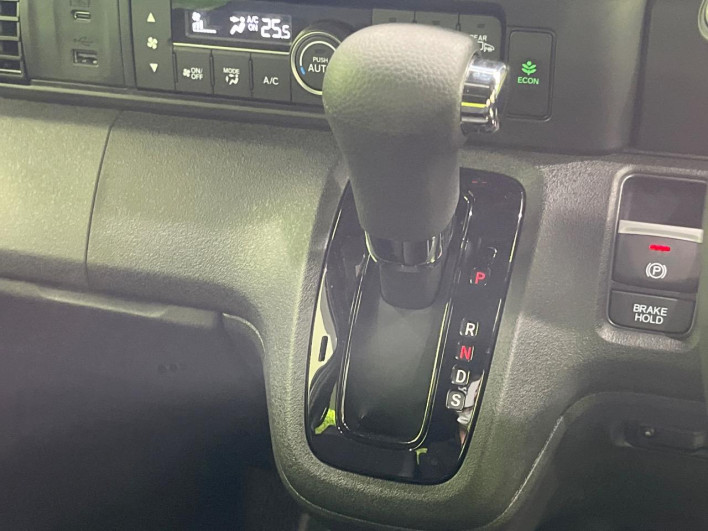 2024 Honda N-BOX CUSTOM 6BA-JF6 (UW-6a3c9bc44df04)[25]