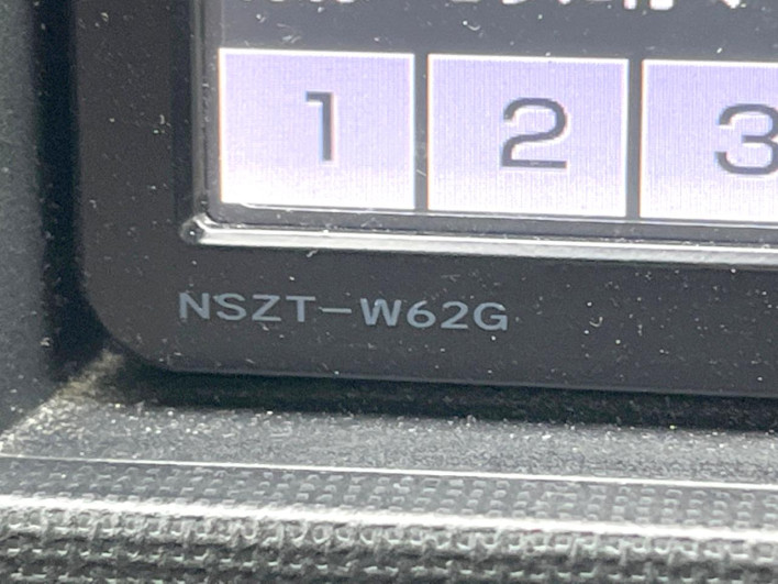 2014 Toyota Passo DBA-KGC30 (UW-6a3c9bdc8f275)[18]