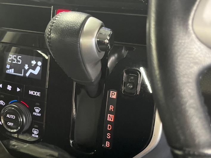 2018 Toyota TANK DBA-M900A (UW-6a3c9c18b5219)[21]
