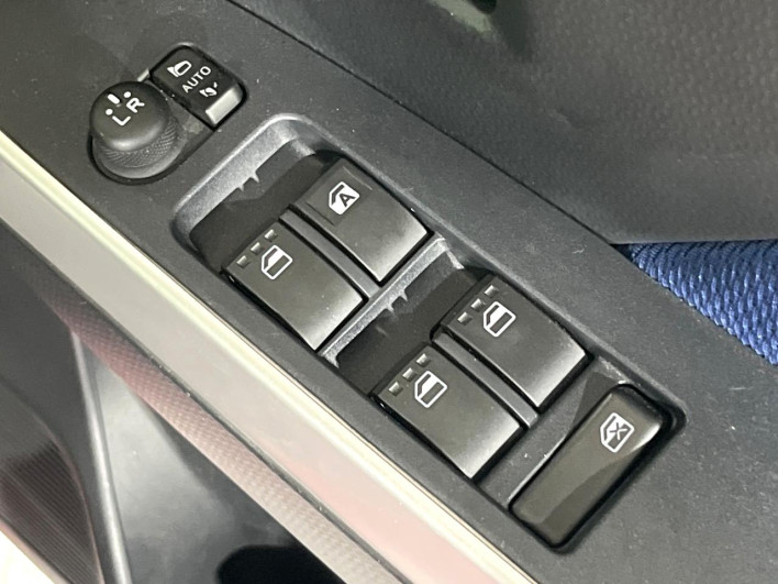 2019 Daihatsu Toll DBA-M900S (UW-6a3c9c20a5735)[21]
