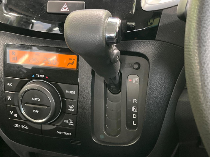 2015 Suzuki Solio DBA-MA15S (UW-6a3c9c227e96d)[15]