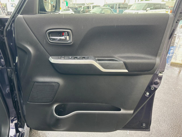 2017 Mitsubishi Delica D:2 DAA-MB46S (UW-6a3c9c2faaea9)[18]