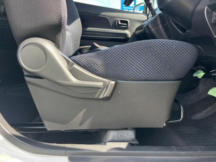 2018 Suzuki Wagon R DAA-MH55S (UW-6a3c9c359f90e)[27]