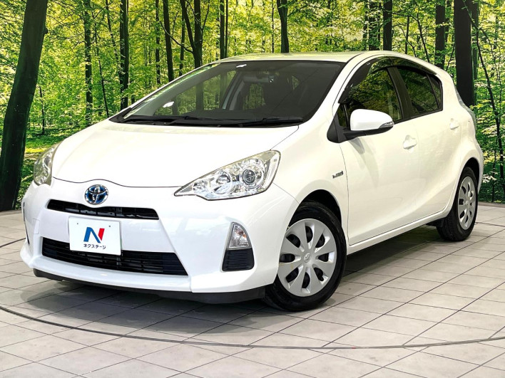 2014 Toyota Aqua DAA-NHP10 (UW-6a3c9c897e51f)[0]