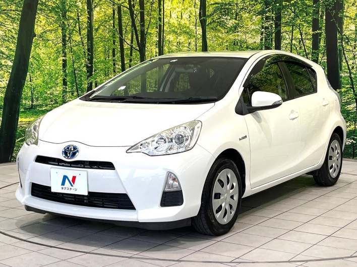 2014 Toyota Aqua DAA-NHP10 (UW-6a3c9c897e51f)[5]