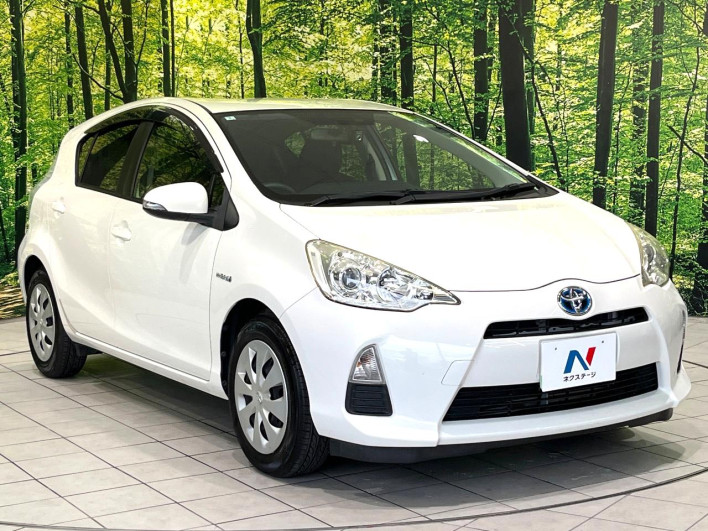 2014 Toyota Aqua DAA-NHP10 (UW-6a3c9c897e51f)[11]