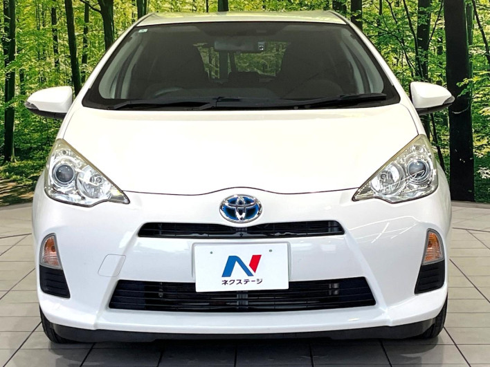 2014 Toyota Aqua DAA-NHP10 (UW-6a3c9c897e51f)[12]