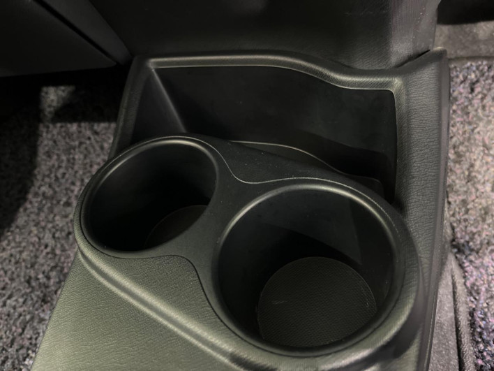 2015 Toyota Aqua DAA-NHP10 (UW-6a3c9c8a7e676)[27]